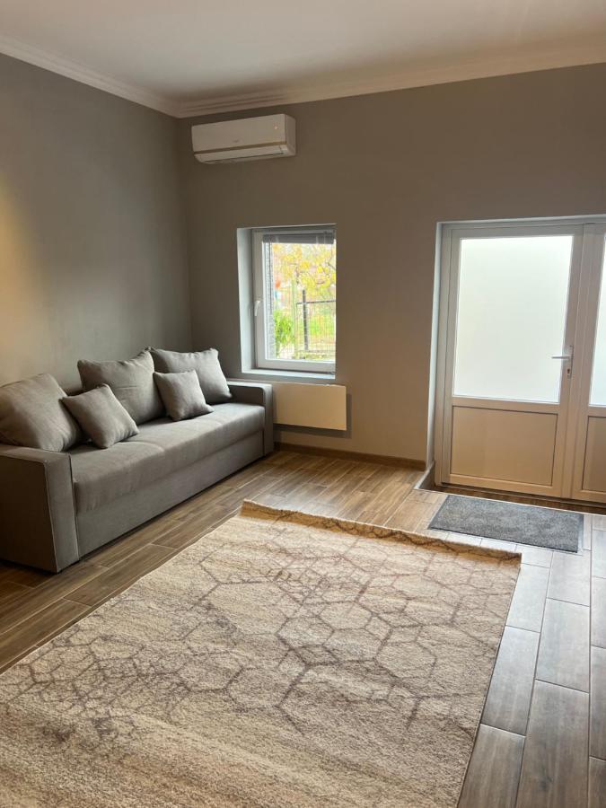 Benny & Bella Guest House Oradea Eksteriør billede